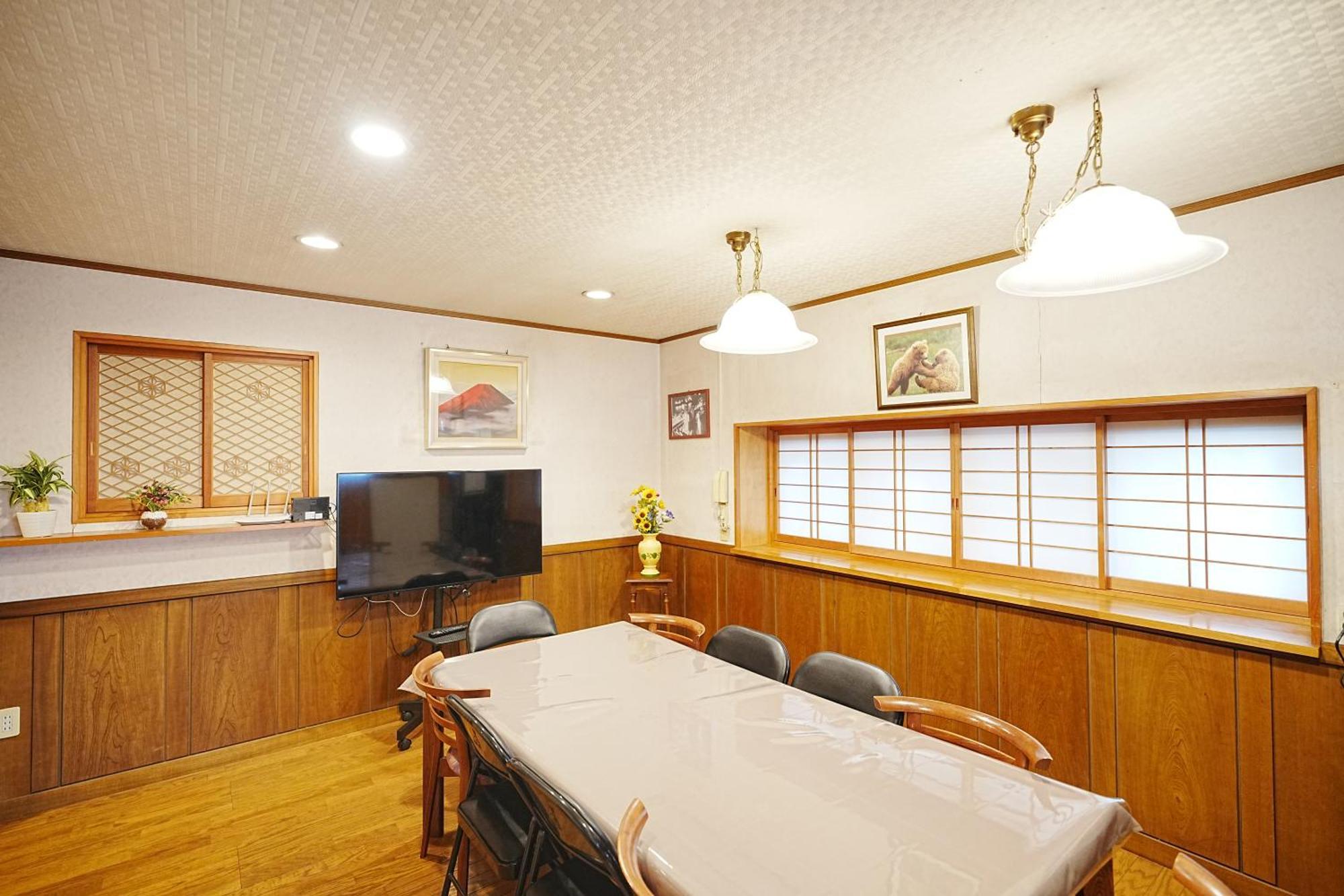 Family Or Business Travel 20 Percent Off 20 Guests 144Sqm Free Ikebukuro Shuttle 2 Kitchens Bathrooms 4 Bedrooms Tokyo Exterior photo
